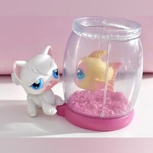 Littlest Pet Shop Cat & Fish